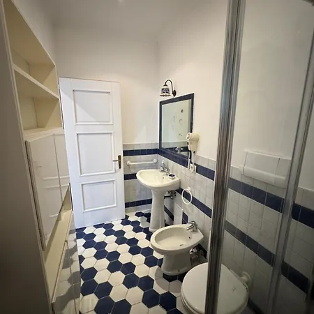 Maison Vittoria ゲストハウス 3*